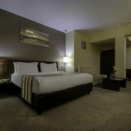 Hotel Golden Time 4*