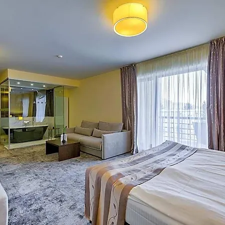 Hotel Golden Time