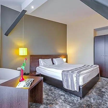 Hotel Golden Time 4*
