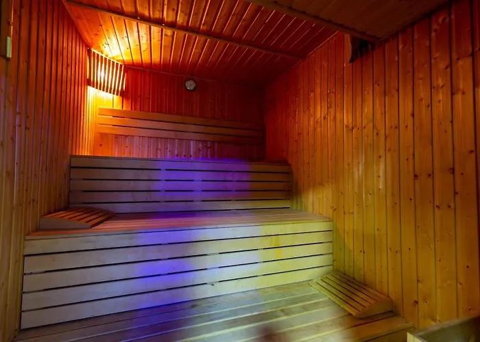 Hotel Golden Time 4*